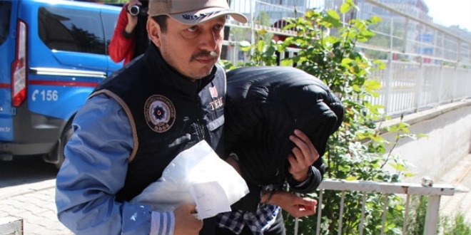 PKK propagandası iddiasıyla gözaltındaki 15 kişi serbest