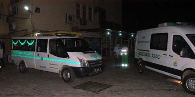 Adana'da silahl� sald�r�: 2 �l�