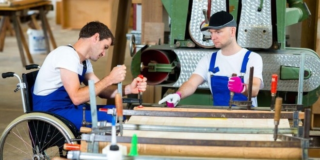 Engelli i��i istihdam etmeyenlere ceza ya�d�