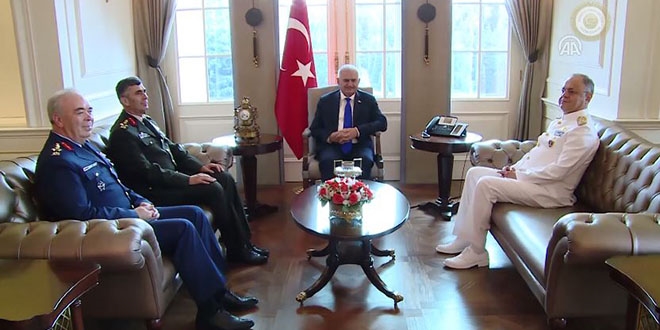 Başbakan Yıldırım, kuvvet komutanlarını kabul etti