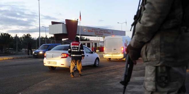 Darbe sanığı pilota 'Gezmeye mi çıktın?' tepkisi