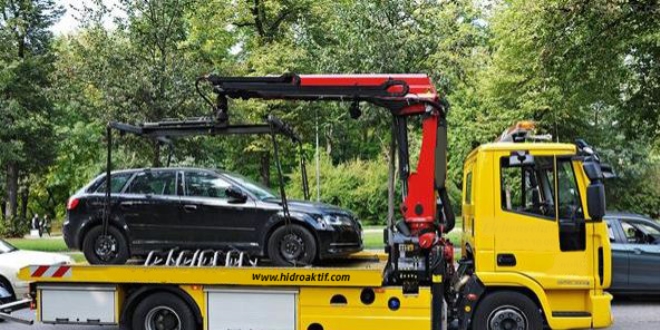 Avukatın aracını çekti, çekici trafikten men edildi