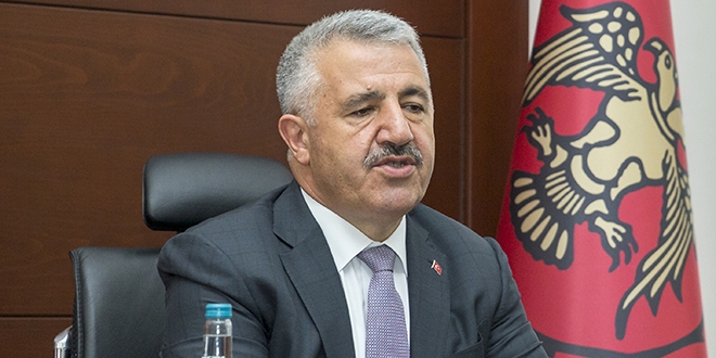 Arslan: T�rkiye mazlumlar i�in de b�y�mek zorunda