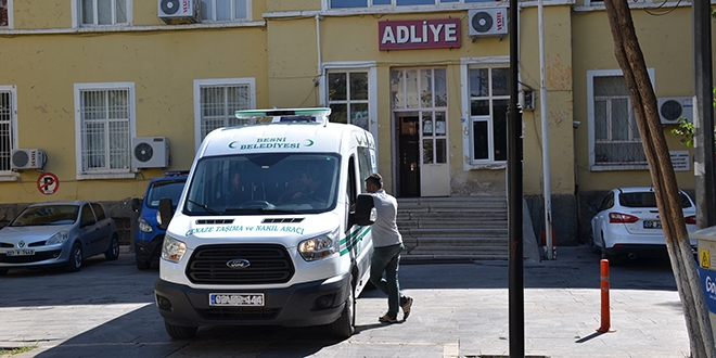 Ad�yaman'da damdan d��en �ocuk �ld�