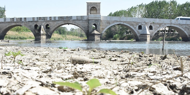 Edirne'de scaklar bastrd, Tunca Nehri kurudu