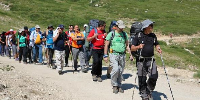 Balkesir'in 13 belediye bakan zirveye trmand