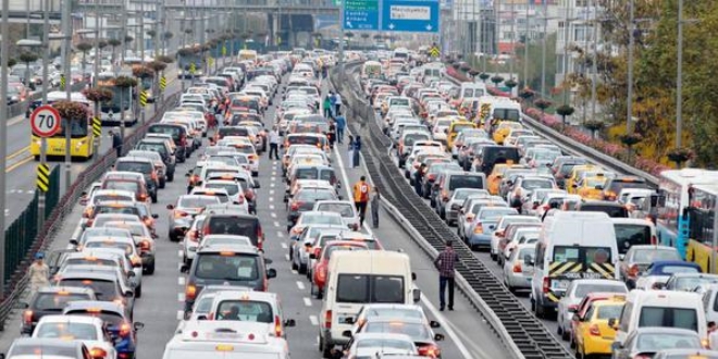 Artık kendi aracınızda sigara içemeyeceksiniz
