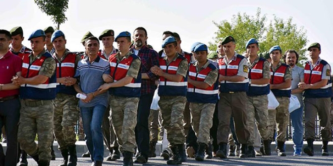 Suikast girişimi sanıkları kamuoyunu yanıltma çabasında
