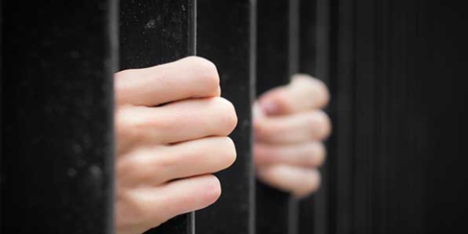 Grcistan'da FET yesinin tutukluluk hali uzatld