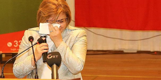 Başkan Fatma Şahin, kürsüde gözyaşlarına boğuldu
