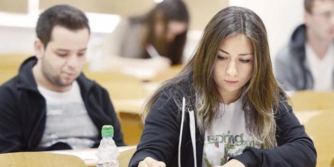 SYM'de nceki bakanlar da olayl gitti