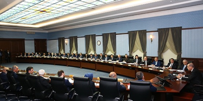 AK Parti MKYK toplantısı başladı
