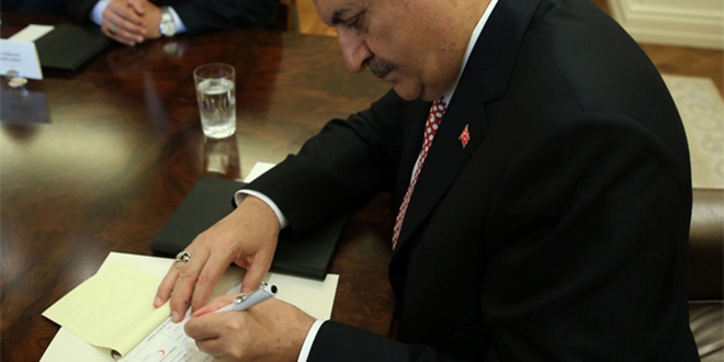 Yıldırım çiftinden Türk Kızılayına kurban bağışı