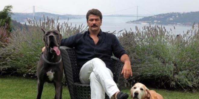 Ünlü sunucu Vatan Şaşmaz öldürüldü