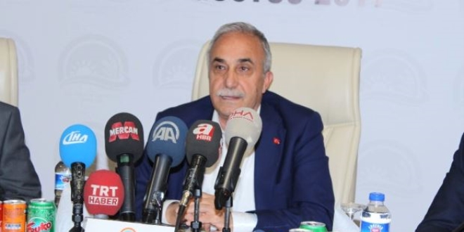 'Erdoğan'ın liderliğinde ümmete hizmet eden ülke olduk'