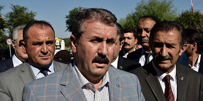 'Türkiye'nin asıl gündemi terör, ekonomi, Suriye ve Irak'