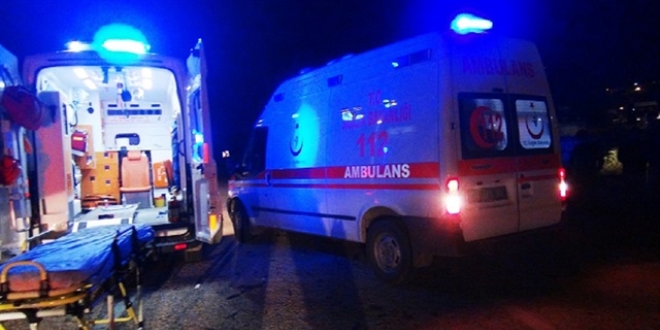 Adana'da silahlı kavga: 1'i polis 13 yaralı