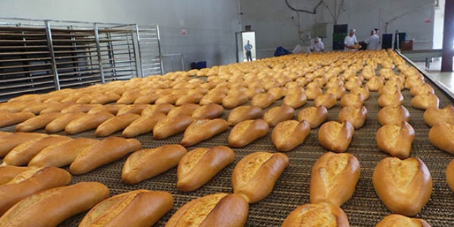 Halk Ekmek, robotla kasalama sistemine ge�ti