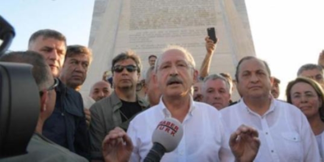 Kılıçdaroğlu'ndan şehit ailesine taziye ziyareti