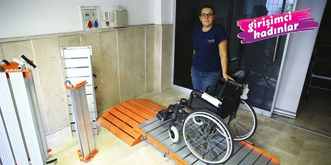 �retti�i engelli rampas�yla i� d�nyas�n�n kap�s�n� aralad�