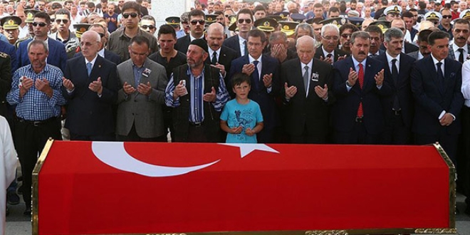 Şehit Uzman Onbaşı son yolculuğuna uğurlandı