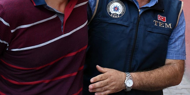 İstanbul'da gözaltına alınan 10 kişi tutuklandı