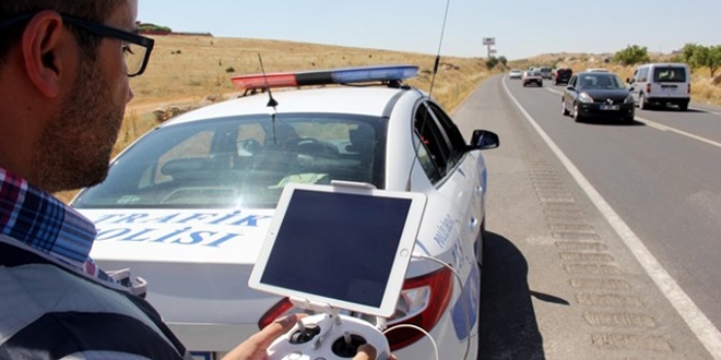 Hatalı sollamaya 'drone'lu tespit