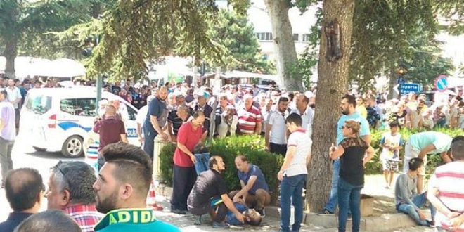 Yalva�'ta eski e� deh�et sa�t�: 3 yaral�