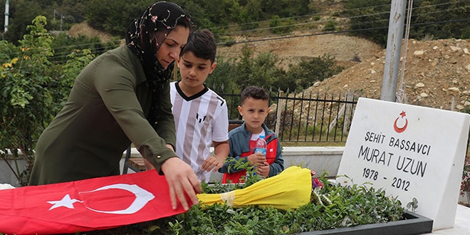 '�lk kez bu kabirden mahcup olmadan d�nece�im'