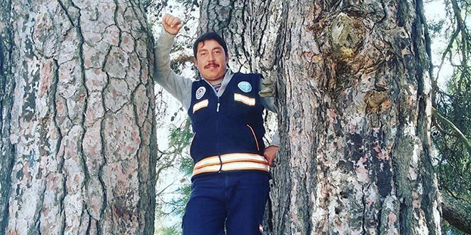 �stinat duvar�n�n alt�nda kalan belediye i��isi �ld�