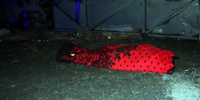 Sivasta yolcu otob�s� devrildi: 1 �l�, 3 yaral�