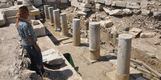 Parion Antik Kenti'nde 'kertenkele' mücadelesi