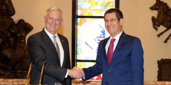 Bakan Canikli fotoğrafları gösterdi Mattis şaşırdı!