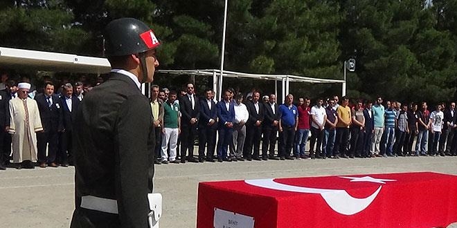 Sözleşmeli Şehit er Gürel için tören düzenlendi