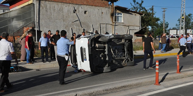 Samsun'da trafik kazas: l ve yarallar var