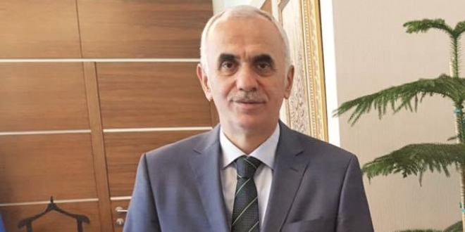 '3 dönem dolduran başarılı başkan devam edecek'
