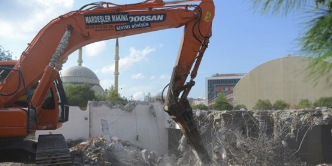 Bursa'da 16 okula yıkım kararı