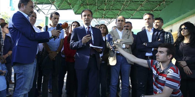 HDP'den AYM önünde basın açıklaması