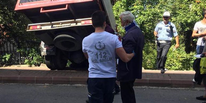 Polisin 'alkol' sorusuna cevap: Hacca gidip geliyorum