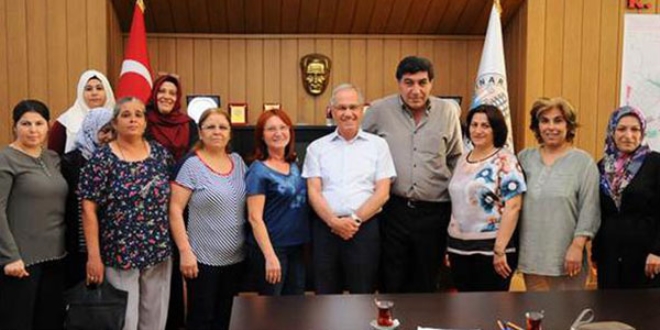 Dinar'da 26 kadın MHP'den istifa etti