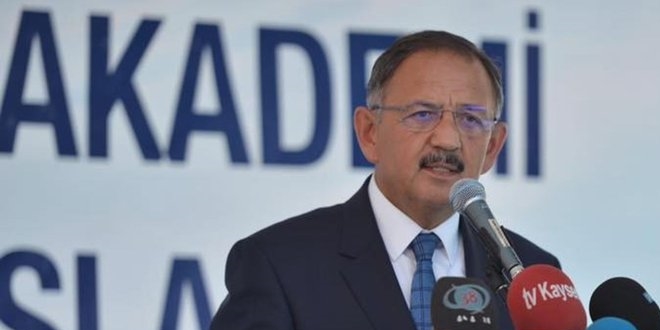 Mehmet Özhaseki'nin katıldığı şenlikte gerginlik