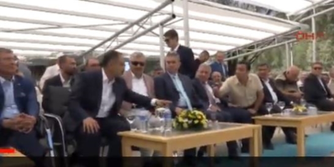 Bakan'la CHP'li vekil arasında gerginlik