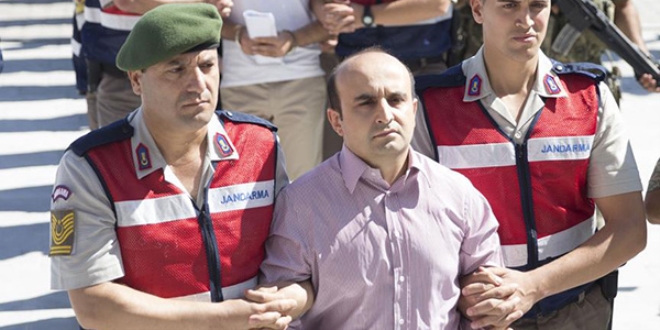 Bombalama emirlerini verdiği konuşmaları reddetti