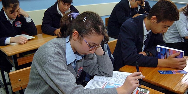 Veliler özel öğretmen peşinde