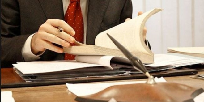 Bilirkişilerce tespit edilen 'el yazısını' inkar etti
