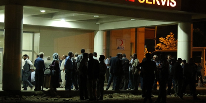 Düğüne giden kamyonet takla attı: 1 ölü, 6 yaralı