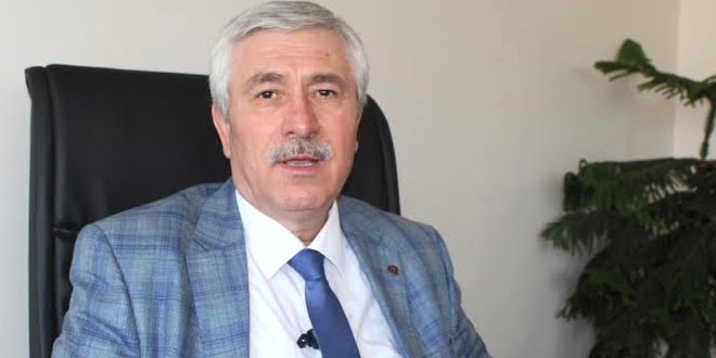 FETÖ'cü eski rektörün odasında muska bulundu