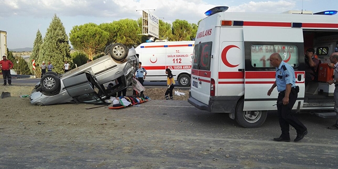 Kütahya'da trafik kazası: 5 yaralı