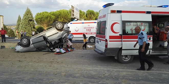 Ktahya'da trafik kazas: 5 yaral