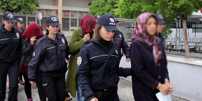 ByLock kullanan 14'ü kadın 20 zanlı gözaltına alındı